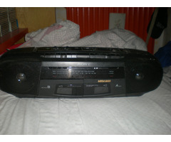 Vendo lettore per cassette /radio